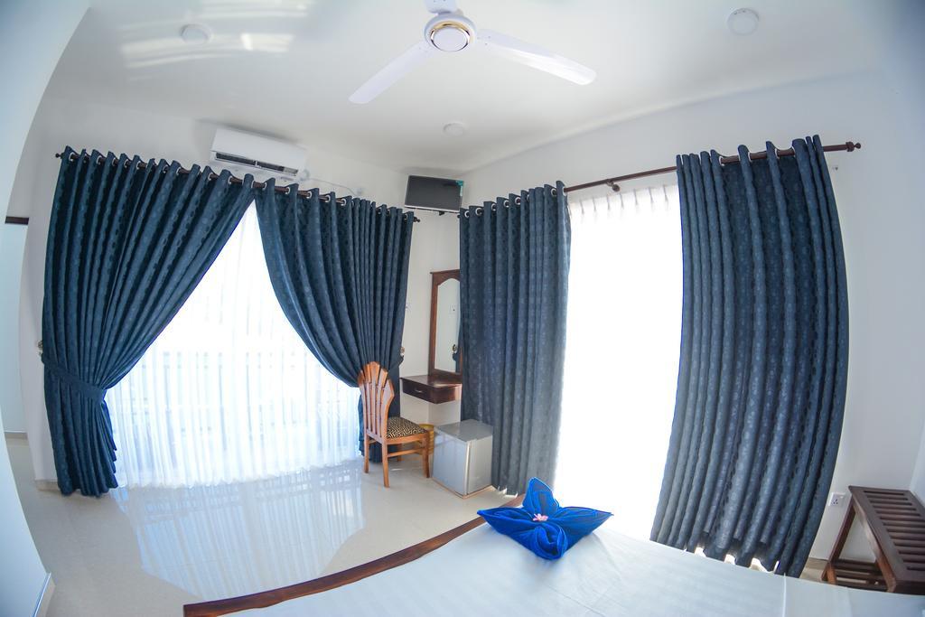 Nebula Residence Negombo Exteriör bild